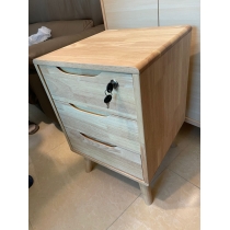 日式實木橡木系列 全實木帶鎖床頭櫃 45cm (IS8202)