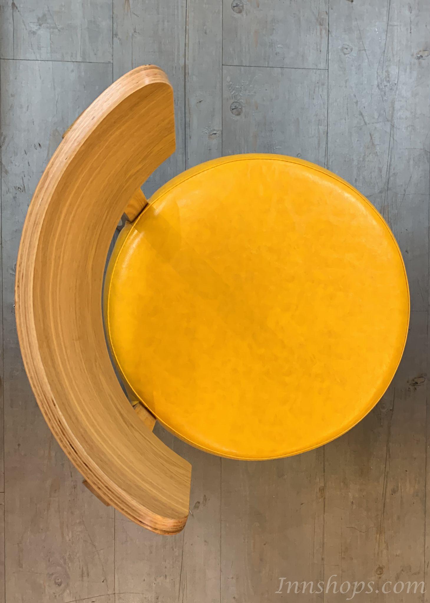 陳列品黃色仿皮面椅 $399 美式學校傢俱咖啡 餐椅 餐枱/桌 (IS2159)